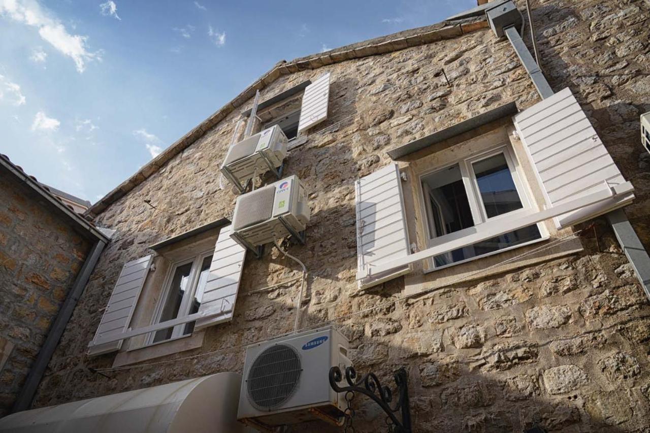 Luce Lägenhet Budva Exteriör bild